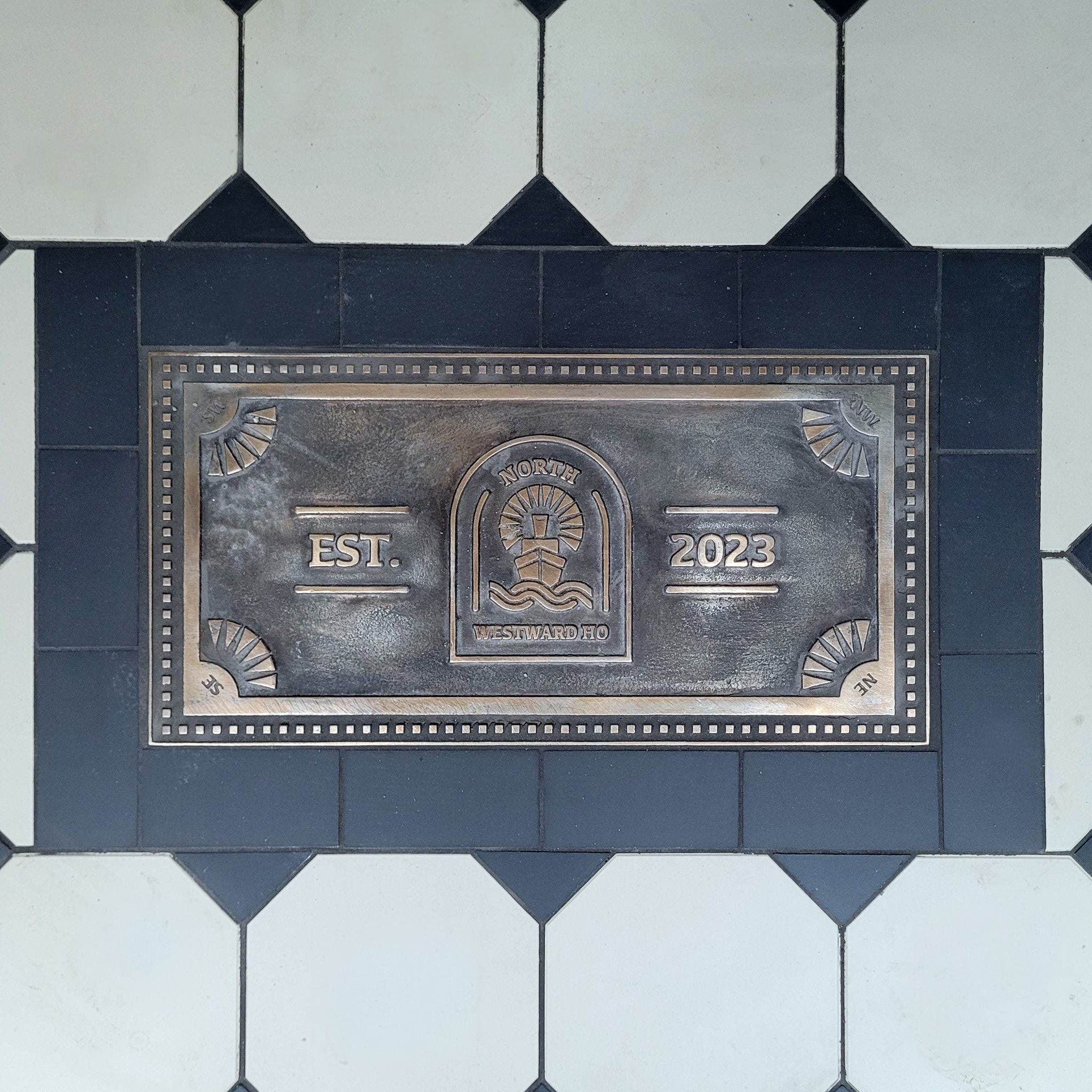 everton header